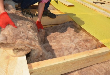 Doublage des murs : techniques et avantages pour une maison bien isol&eacute;e